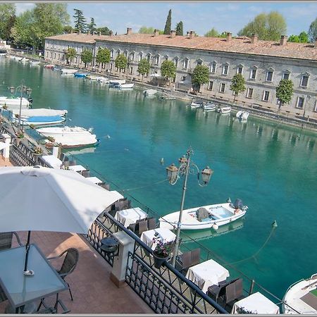 Acqua Verde Appartamenti Peschiera del Garda Bagian luar foto