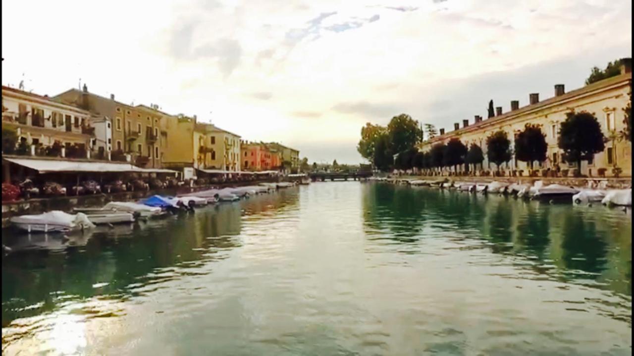 Acqua Verde Appartamenti Peschiera del Garda Bagian luar foto